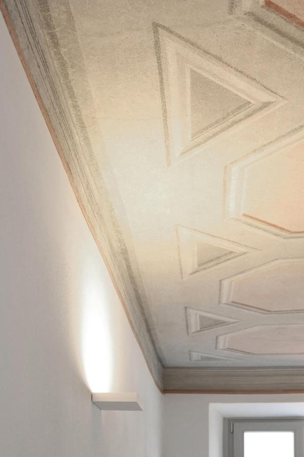 リーヴァ・デル・ガルダPalazzo Riccamboniアパートメント エクステリア 写真